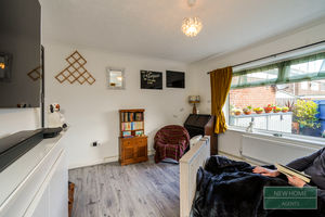 Photo 25- click for photo gallery